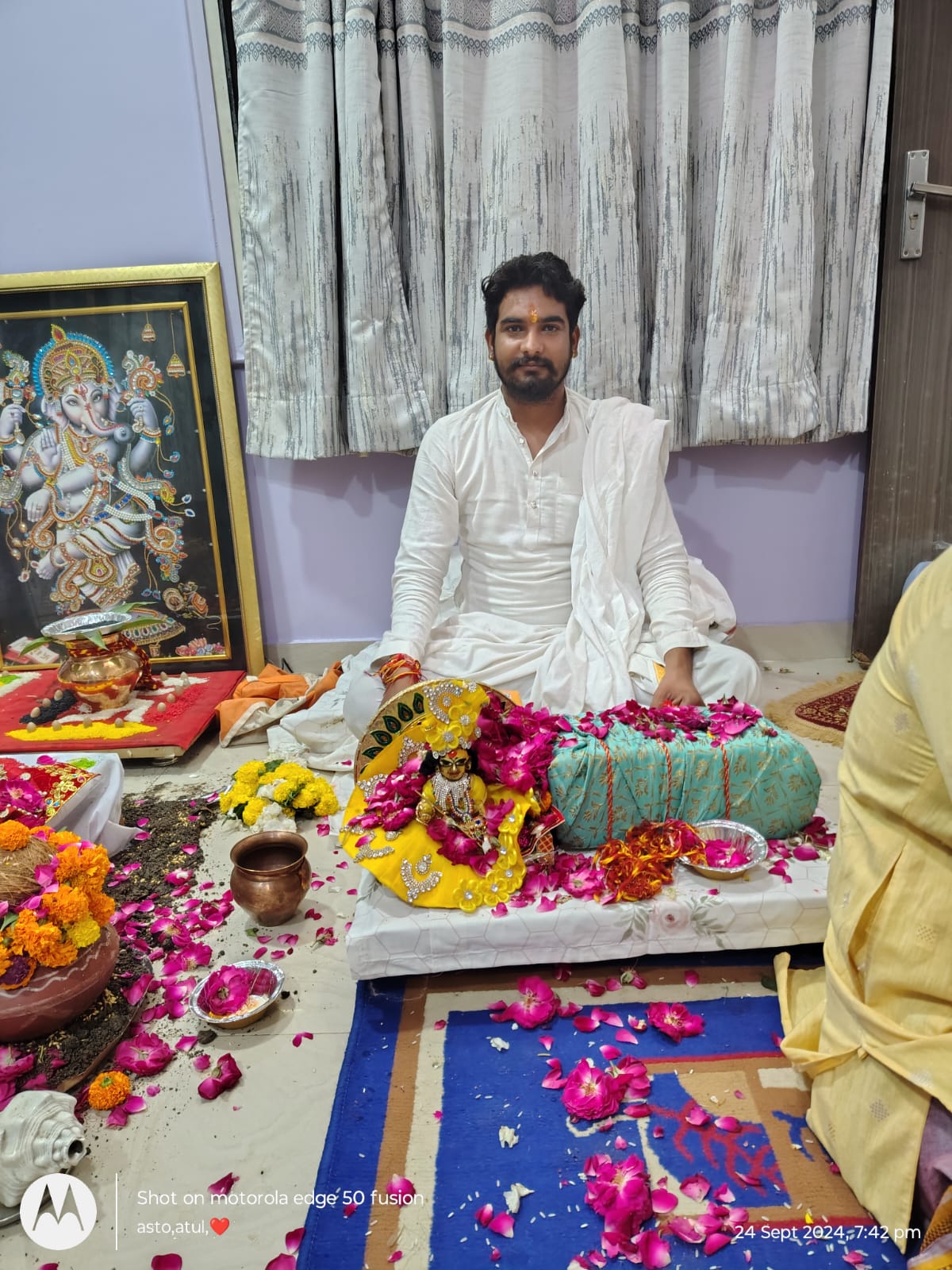 Pandit Abhishek Agnihotri Ji